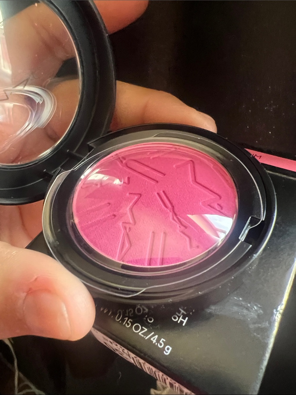 MAC Cosmetics Skinfinish Colourstruck Blush in CANDY YUM YUM